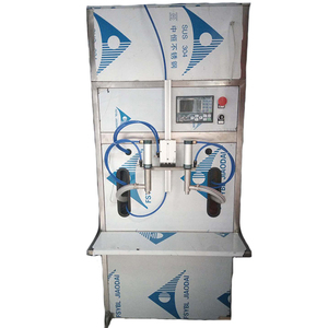 Attrezzature per il riempimento quantitativo autolubrificante attrezzature per l'imballaggio macchine di riempimento semiautomatiche - Product Image 1