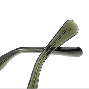 Gafas de Sol Unisex con Protección Anti-luz Azul, Ligeras, Montura Completa de Acetato, Color Negro con Detalles Azul Grisáceo, Venta al Por Mayor, Material TR90, Personalizables - Product Image 4