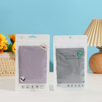 Sacs à fermeture éclair givrés personnalisés UniOne pour vêtements, chemises, shorts, jupes, uniformes – Idéal pour votre marque