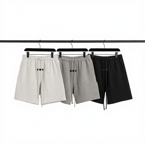 Shorts courts pour hommes Essentials, coupe ample en coton avec cordon de serrage, style américain tendance, collection Printemps/Été, ligne dédiée transfrontalière - Product Image 1