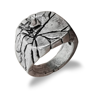 Anillo de acero inoxidable con letras grabadas, anillo de titanio, anillo liso brillante, joyería de lujo ligera para mujer - Product Image 2