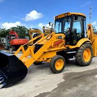 Chargeuse-pelleteuse JCB 3CX d'occasion, moteur hydraulique en excellent état, faible coût, faible nombre d'heures, machine hydraulique à prix avantageux
