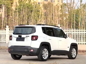 <span class=keywords><strong>Jeep</strong></span> <span class=keywords><strong>Renegade</strong></span> 1.3T 7DCT Lingxian 2WD de 5 asientos, SUV <span class=keywords><strong>usado</strong></span> <span class=keywords><strong>2019</strong></span>, bajo kilometraje, gran oferta, exportación al por mayor, marca líder en China, asequible - Product Image 6