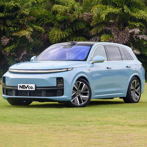 2024 Lixiang L7 SUV di Lusso a 5 Posti, Grande Autonomia 1176/1412KM, Auto Elettrica Ibrida REEV in Pronta Consegna - Product Image 3