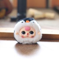 Nouveau dessin animé mignon en peluche avec un visage de bébé en vinyle et un porte-clés rempli de coton PP doux pour les cadeaux d'anniversaire