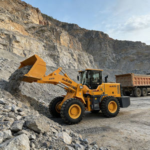 Chargeurs frontaux diesel certifiés CE par le fabricant, chargeurs 4x4, 7200*2450*3050 mm, mini-chargeuse sur pneus avec godet - Product Image 5