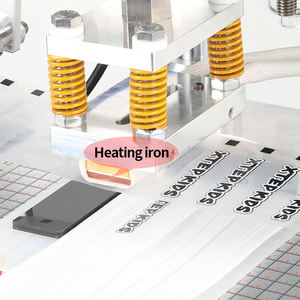 Machine de marquage à chaud entièrement automatique, machine de transfert thermique, machine de gaufrage <span class=keywords><strong>pneumatique</strong></span>, machine de marquage de logo pour masques, chapeaux, <span class=keywords><strong>chaussettes</strong></span> - Product Image 3