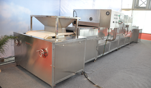 Máquina secadora de microondas Industrial automática para hojas de Chile, procesamiento de alimentos, motor de engranaje PLC, maquinaria Industrial para microondas - Product Image 4