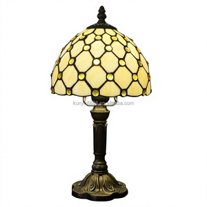 Lámpara de Mesa de Resina con Vidrio Artístico Teñido de 8 Pulgadas, Estilo Europeo para Dormitorio, Comedor, Sala de Estar, Decoración del Hogar - Product Image 1