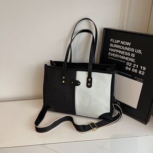 Borsa Tote da donna Vance resistente all'acqua in tessuto PU e Denim con chiusura a cerniera borsa a tracolla Messenger portatile - Product Image 4