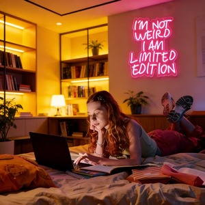 Neonawall JE NE SUIS PAS ÉTRANGE, JE SUIS EN ÉDITION <span class=keywords><strong>LIMITÉE</strong></span>, enseigne au néon LED IP65 rose chaud pour la décoration murale de la chambre/studio - Product Image 5