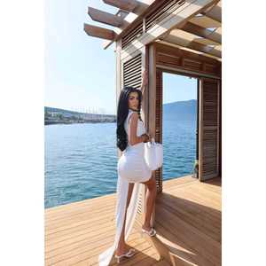 Vestido Largo Blanco Básico, Elegante Traje de Baño Tipo Pareo - Product Image 1