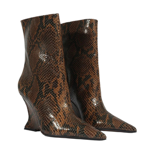 Bottes compensées sculptées à découpes, à bout pointu, montantes à la cheville, à talon haut, style architectural pour femmes, vente en gros OEM ODM - Product Image 2