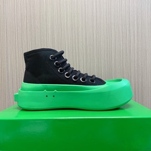 Chaussures de créateur tendance 2026, baskets montantes en toile de luxe respirantes, résistantes à l'usure, à blocs de couleur et à forme irrégulière - Product Image 4