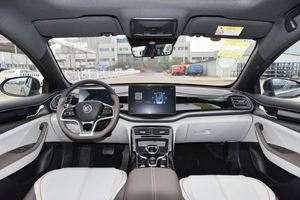 Byd Qin Plus Dm-I 2024 Honor Edition Automóvil Nuevo Vehículo híbrido <span class=keywords><strong>enchufable</strong></span> de <span class=keywords><strong>segunda</strong></span> <span class=keywords><strong>mano</strong></span> Byd Qin Plus <span class=keywords><strong>Coche</strong></span> eléctrico - Product Image 5
