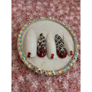 Ongles à presser stiletto sur le thème d'Halloween Diesenger - Mesurez-vous ! Taille de la main - Product Image 1