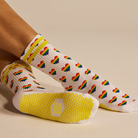 Chaussettes de Pilates et de yoga antidérapantes personnalisées avec logo, design en tricot ras du cou, chaussettes en coton avec grip pour la remise en forme en intérieur, chaussettes antidérapantes, service OEM