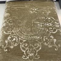 LISASHOME Fabrik Maßgefertigte Bedruckte Einfarbige Geprägte Kettengewirkte Polyester Raschel-Decke Weich & Warm für Alle Jahreszeiten