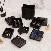Boîte d'emballage cadeau noire pour bijoux, boucles d'oreilles et bagues, en papier, sur mesure, best-seller, fabricants en gros