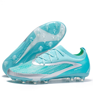 Botas de Fútbol Unisex 2026 Ligeras, Transpirables y Duraderas con Tacos Largos FG, Cómodas, Tallas Grandes, de Caña Baja - Product Image 2