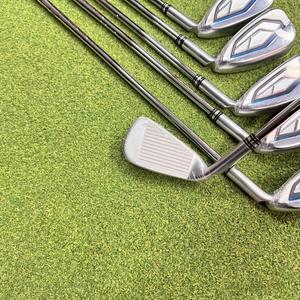 Vente en gros usine : Ensemble <span class=keywords><strong>de</strong></span> fers <span class=keywords><strong>de</strong></span> <span class=keywords><strong>golf</strong></span> portables et légers à semelle large pour une interaction optimale sur le gazon, idéal pour les joueurs occasionnels au parcours et l'usage quotidien 440 - Product Image 5