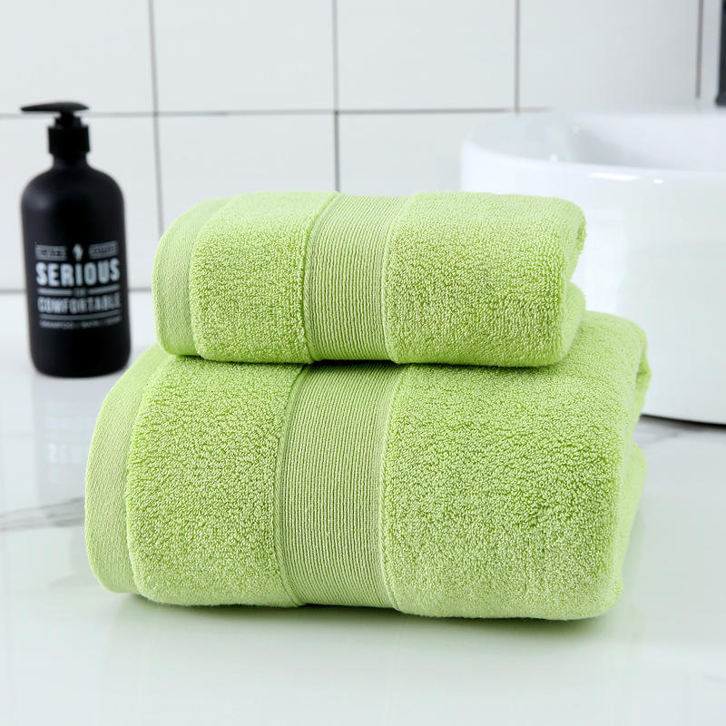 สีเขียวอ่อน