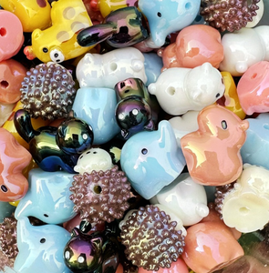 Perles focales en résine à grand trou, motif animaux 3D Kawaii (Capybara, Hérisson, Éléphant, Flamant rose, Ours polaire) pour la fabrication de stylos perlés et de décorations de pointe. Vente en gros. - Product Image 5