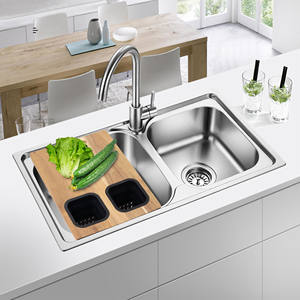 Tabla de cortar de Acacia Tabla de cortar vegetales de madera con contenedor plegable de silicona de grado alimenticio - Product Image 4