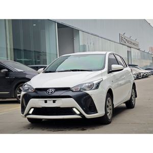 Auto YT Toyota <span class=keywords><strong>Yaris</strong></span> L Sedán de Gasolina 1.5L 112Hp CVT con Volante a la Izquierda para Uso Familiar Toyota <span class=keywords><strong>Yaris</strong></span> L de Segunda Mano - Product Image 1