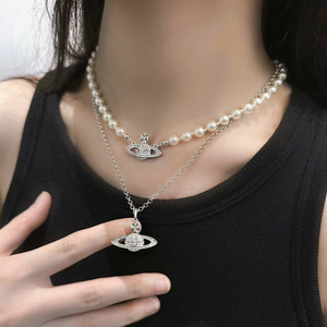 <span class=keywords><strong>Collana</strong></span> <span class=keywords><strong>Saturno</strong></span> VVN Empress Vivienne con Catena in Rame alla Moda per Donne, <span class=keywords><strong>Collana</strong></span> per Clavicola di Lusso Leggero e di Alta Gamma - Product Image 3