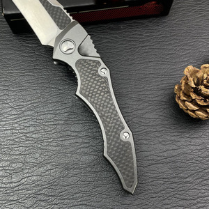 Cuchillo Plegable Táctico <span class=keywords><strong>Eskrima</strong></span> M390 de Acero con Mango de Fibra de Carbono y Titanio Plateado para Defensa Personal y Actividades al Aire Libre - Product Image 2
