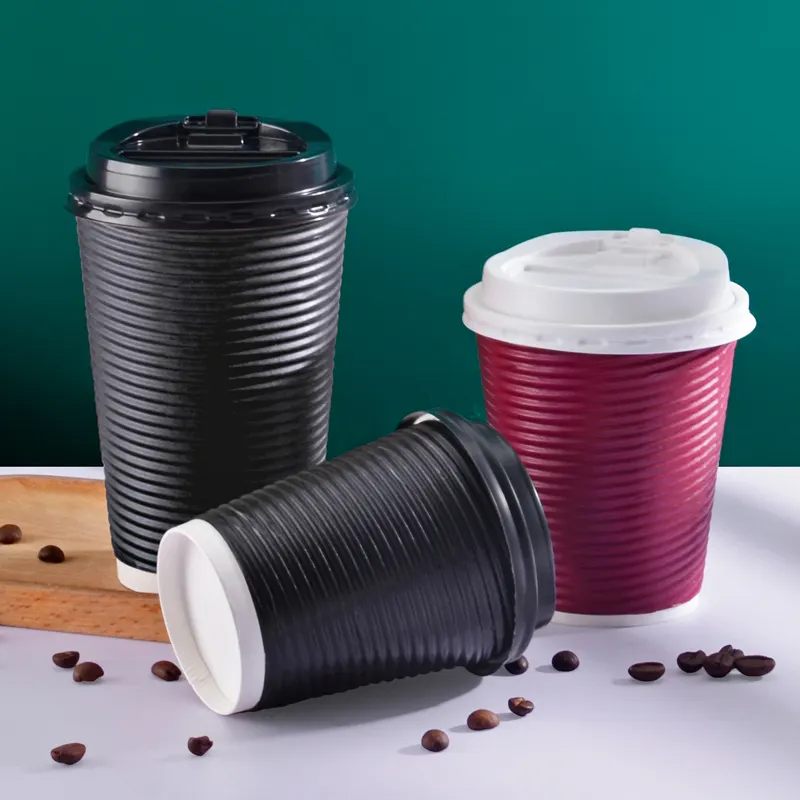 Il produttore personalizza le tazze e i coperchi di caffè a spirale a doppia parete usa e getta di carta stampata con Logo personalizzato della bevanda calda di lusso