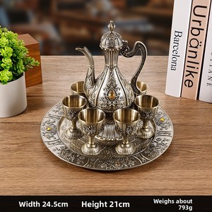 Juego de vino estilo palacio europeo al por mayor, botella de vino metálica con relieve y copas, juego de vino vintage para el hogar - Product Image 5