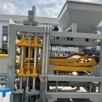 Machine à blocs de béton automatique QT4-15 pour matériaux de construction