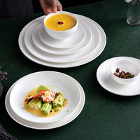 Ensembles de vaisselle pour le dîner, vaisselle de mariage, ensembles de vaisselle blanche, ensembles de restaurant de luxe en porcelaine, ensembles de banquet personnalisés pour les hôtels des Émirats arabes unis