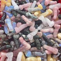 Precio de fábrica 50mm consolador semiprecioso cristal artesanía Cristal Tallado pene Mini figurita para regalo de mujer