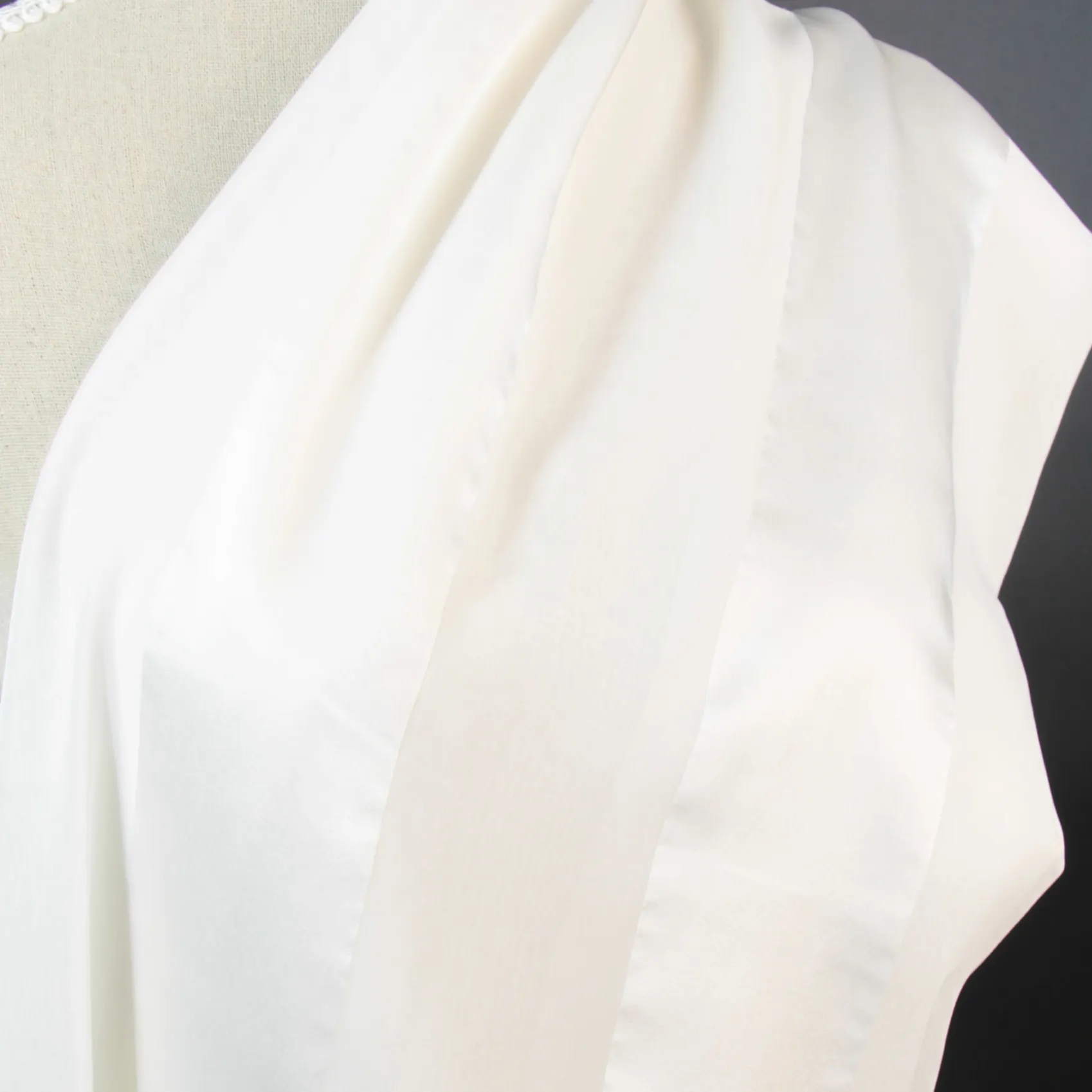 11218 100% Silk Habotai Silk Natural White Color