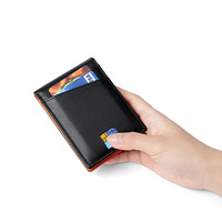 Minibook dompet uang ramping pria, klip uang lipat dua pemblokir RFID untuk pria dengan jendela ID