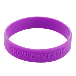 Custom Design Personalized Logo Embossed Wrist Band Silicone Wristband