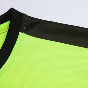 เครื่องแบบฟุตบอล2025ใหม่สำหรับทุกเพศเสื้อฟุตบอลระบายอากาศได้ดี100% โลโก้แบบกำหนดเองได้ - Product Image 1