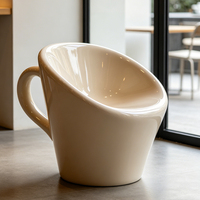 Chaise décorative en fibre de verre moderne en forme de tasse géante pour salon, restaurant, centre commercial, mobilier artistique
