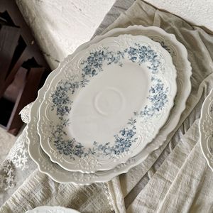 Service de table en céramique bleu floral de style français, assiettes ovales, tasse à café, soucoupe, vaisselle, ensemble cadeau de mariage - Product Image 4