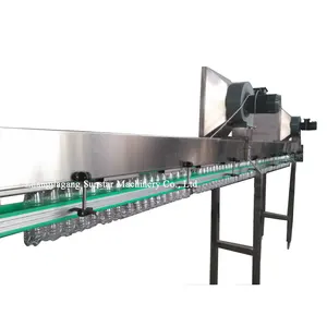 Pneumatic air conveyor belt transporting plastic pet empty bottle beverage water production line