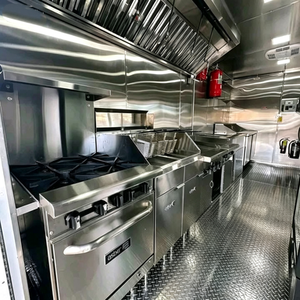 Remorque de restauration mobile avec ventilateur de toit, plaque de cuisson au gaz et comptoir pour la vente de bratwurst dans le centre d'affaires de Francfort - Product Image 5
