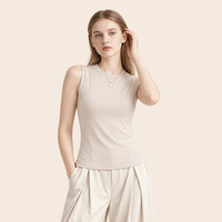 Vente en gros usine Gilet d'hiver sans couture à col rond, brossé, avec micro-push-up intégré, bonnets intégrés, côtés larges et doublure poudre de perle