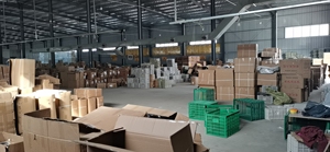 Borsa da <span class=keywords><strong>Donna</strong></span> 4 in 1 in Pelle PU con Fiori Arricciati, Perle, Nappine e Fiocco, Chiusura Aperta, Forma a Cuscino <span class=keywords><strong>Grande</strong></span> - Product Image 6