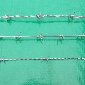 Los paneles duraderos <span class=keywords><strong>de</strong></span> la cerca <span class=keywords><strong>de</strong></span> <span class=keywords><strong>malla</strong></span> <span class=keywords><strong>de</strong></span> <span class=keywords><strong>alambre</strong></span> revestidos del PVC con el <span class=keywords><strong>alambre</strong></span> <span class=keywords><strong>de</strong></span> púas integrado <span class=keywords><strong>para</strong></span> la protección <span class=keywords><strong>de</strong></span> seguridad aumentada - Product Image 2