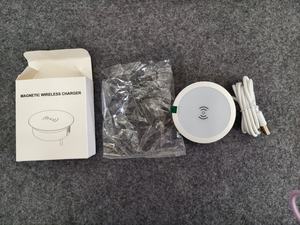 Alta calidad <span class=keywords><strong>precio</strong></span> <span class=keywords><strong>barato</strong></span> ultra rentable de escritorio integrado de carga inalámbrica 15W integrado en la mesa para teléfonos inteligentes - Product Image 5