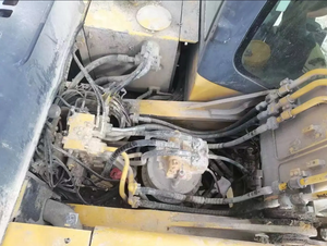 Excavadora de cadenas grande Komatsu PC400 con motor eficiente, excavadora grande en oferta. - Product Image 6