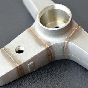 Machine de soudage laser portable 1500W 3 en 1 Nouveau type de laser à fibre pour acier inoxydable - Product Image 6